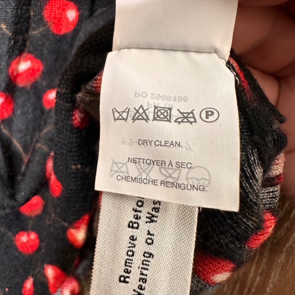 J.Crew Womens Black Red Cherry Print 100% Merino Wool Sweater Size M Old Money - Picture 6 of 7